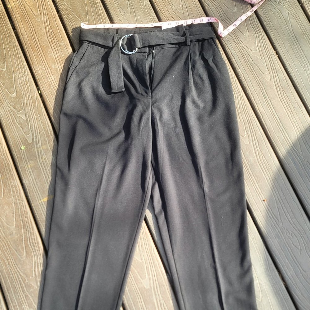 Ann Taylor Tall Belted Paperbag Ankle Pant, NWT, size 8 Tall